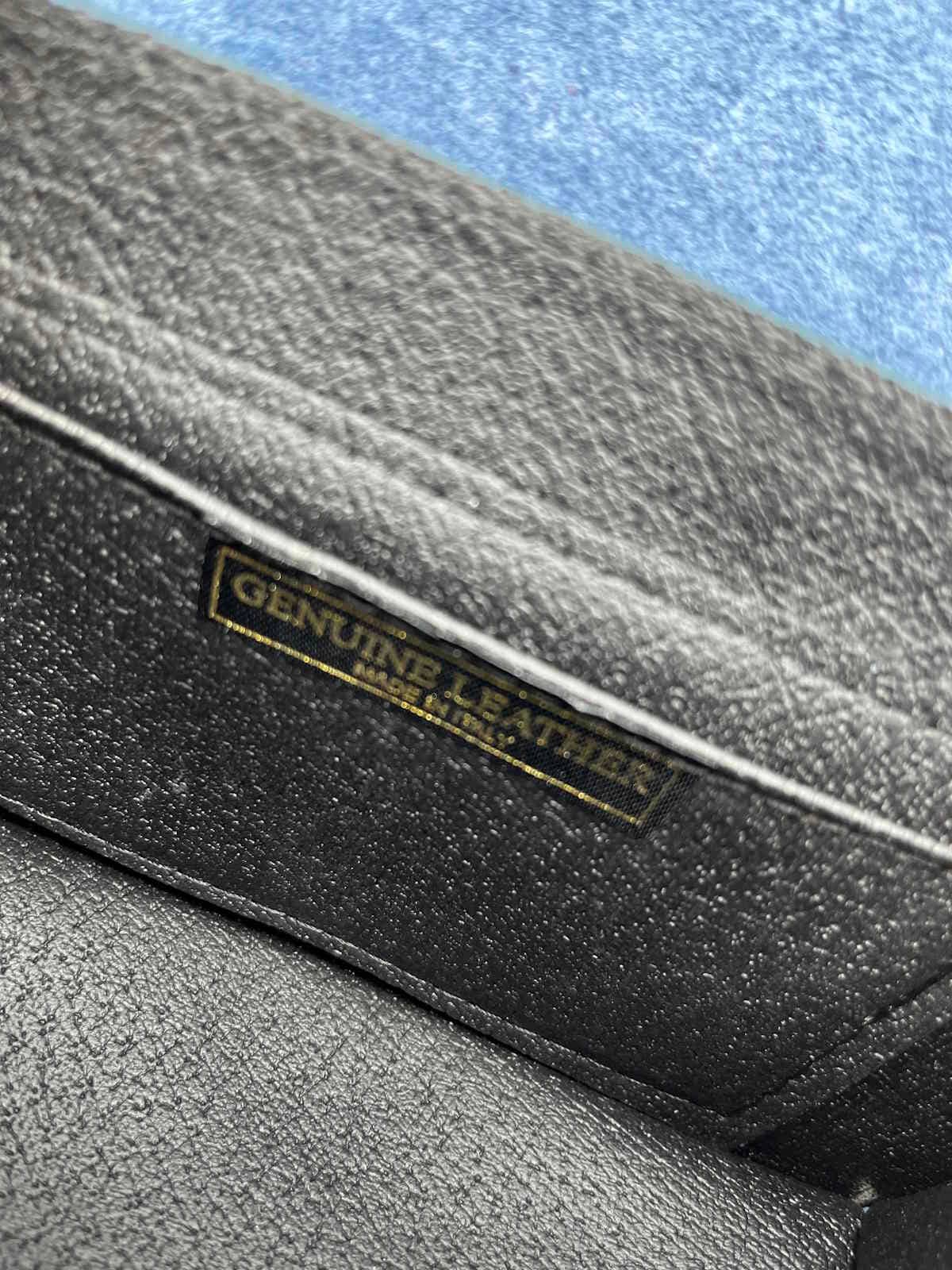 Mini Ledertasche mit Kettenriemen Made in Italy – Art. 112413 | Hellblau