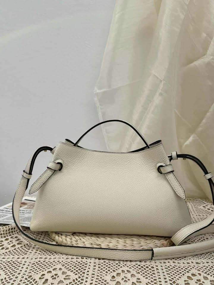 Elegante Ledertasche A00097 – Avorio