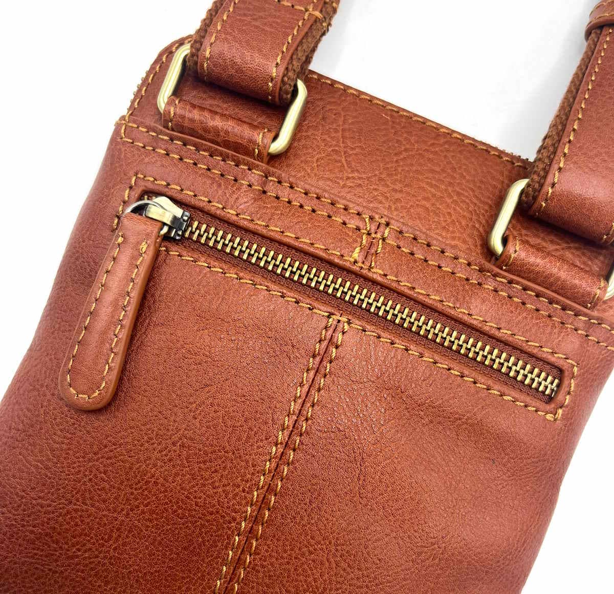 Schultertasche aus echtem Leder für Herren,  Art. VE4806