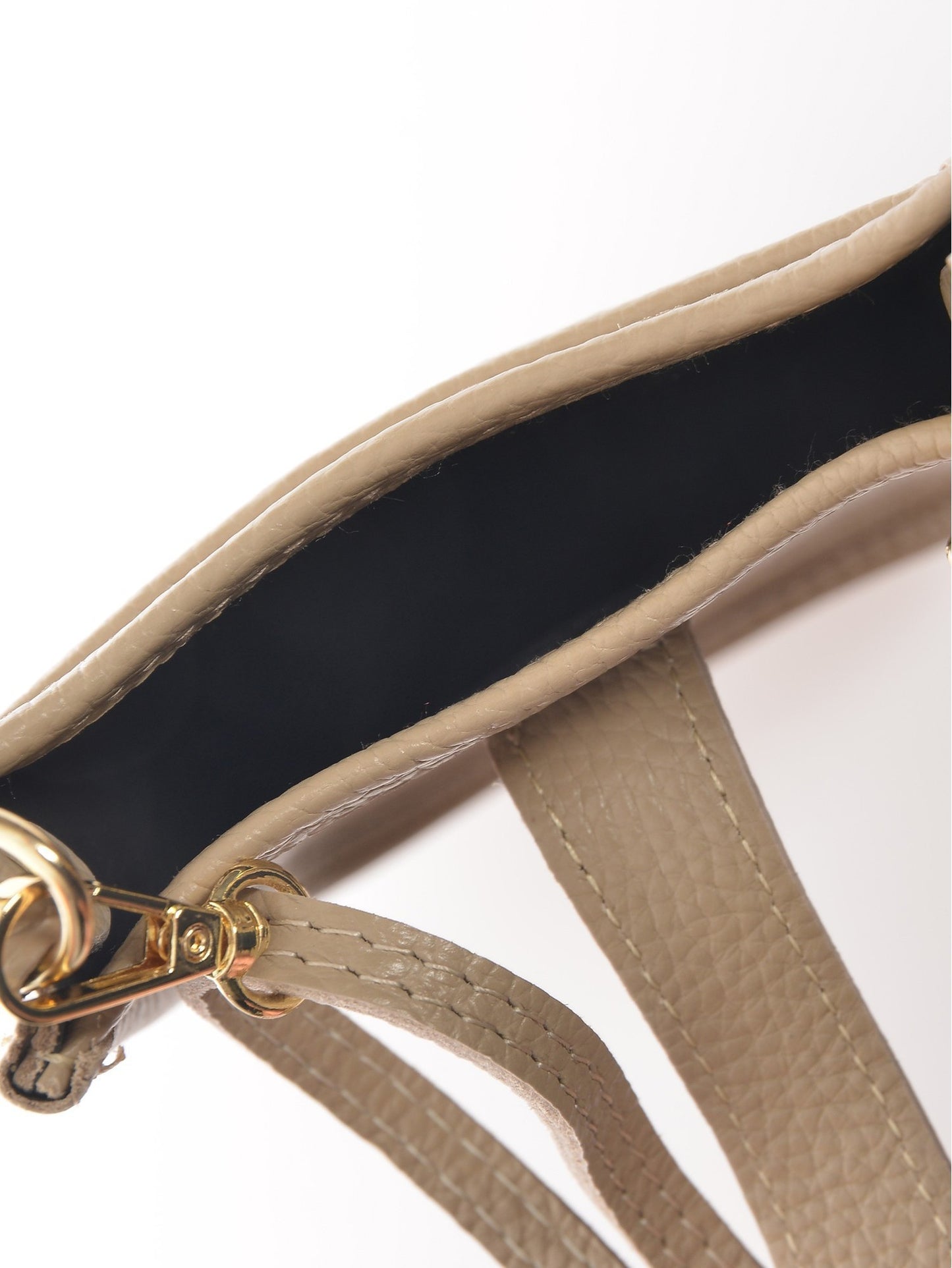 Isabella Rhea Crossbody Bag IR 1928 – Leder Tasche aus Italien