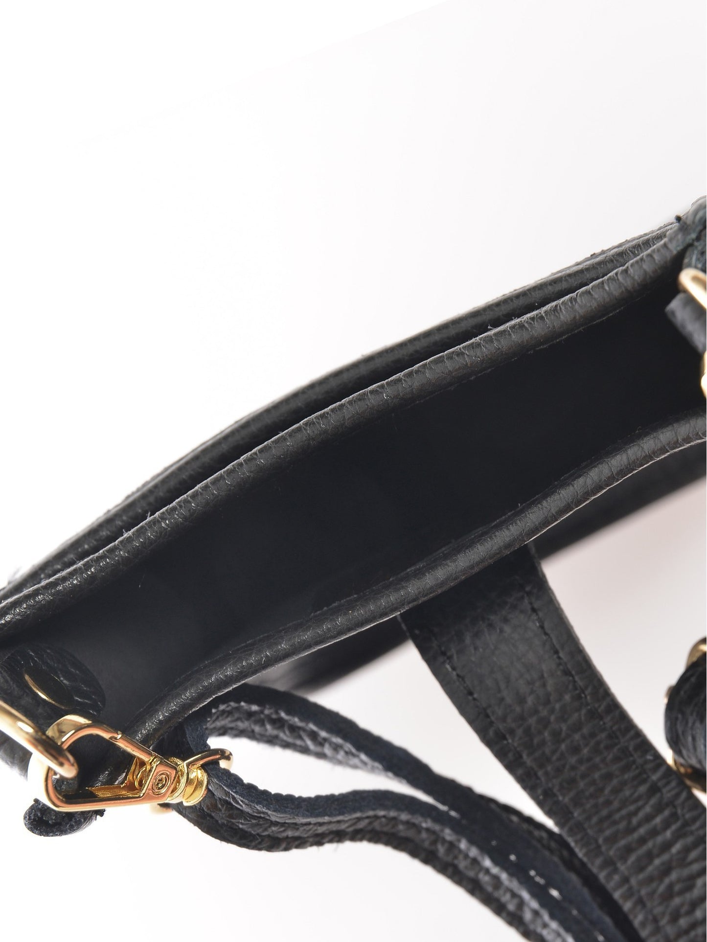 Isabella Rhea Crossbody Bag IR 1928 – Leder Tasche aus Italien
