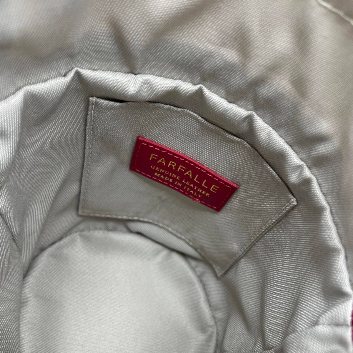 Echtleder-Eimertasche, Hergestellt in Italien, Art. 112613