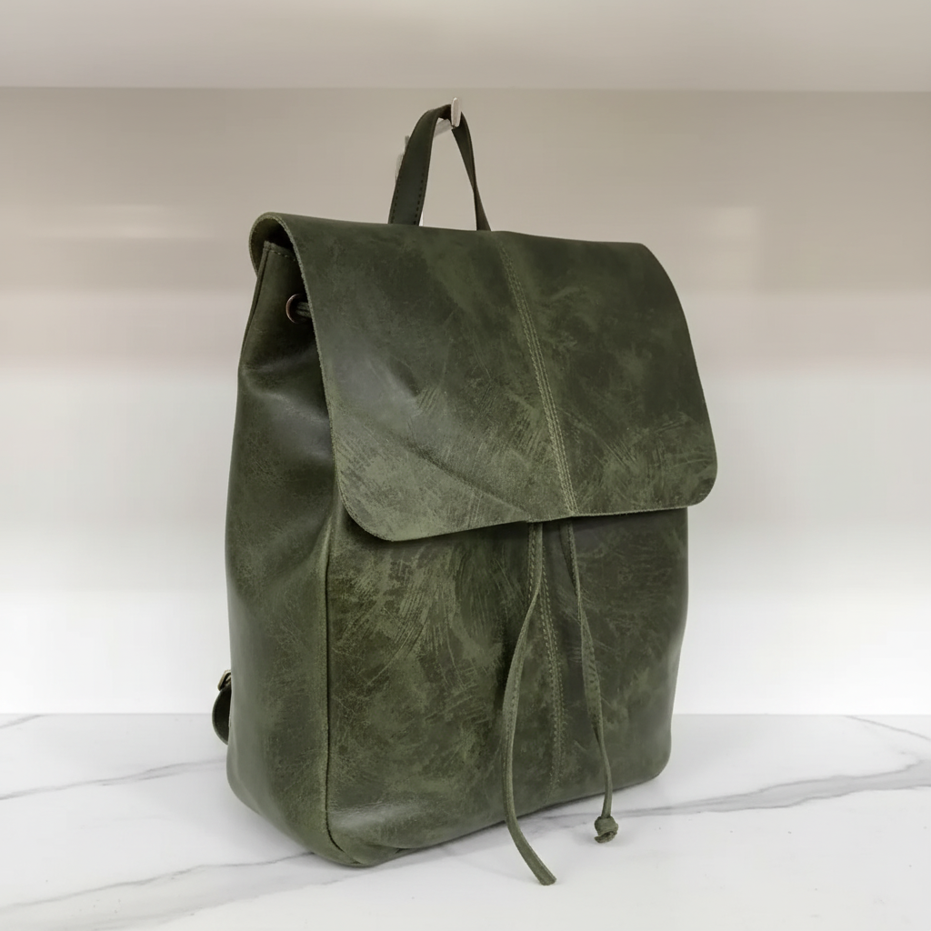 Rucksack Leder Grün - 3/4 Ansicht